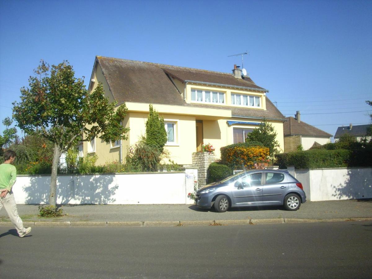 Les Trois Chambres De Lyly Situees A Brou Exterior photo
