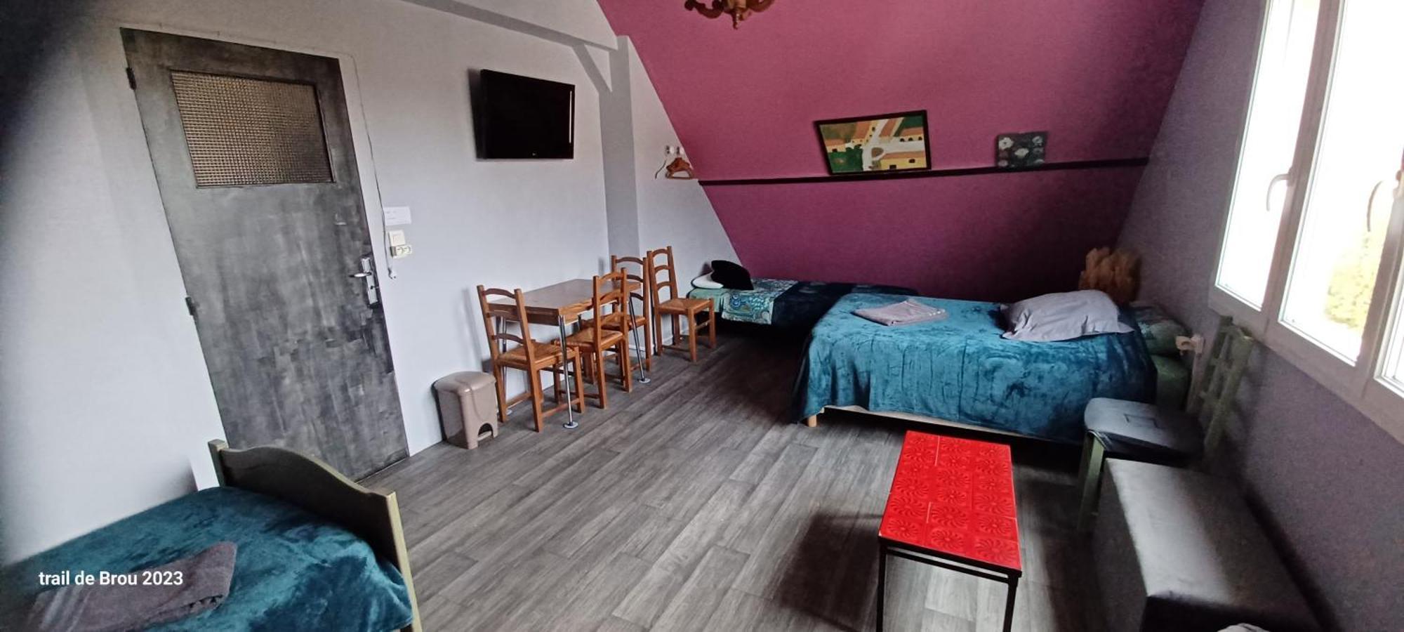 Les Trois Chambres De Lyly Situees A Brou Exterior photo